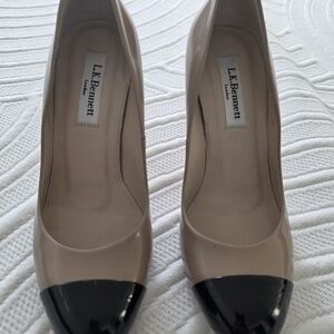 LK Bennett Women's Black and Cream Heels